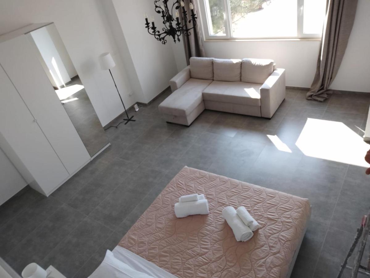 Silver House โมโนโปลี ภายนอก รูปภาพ